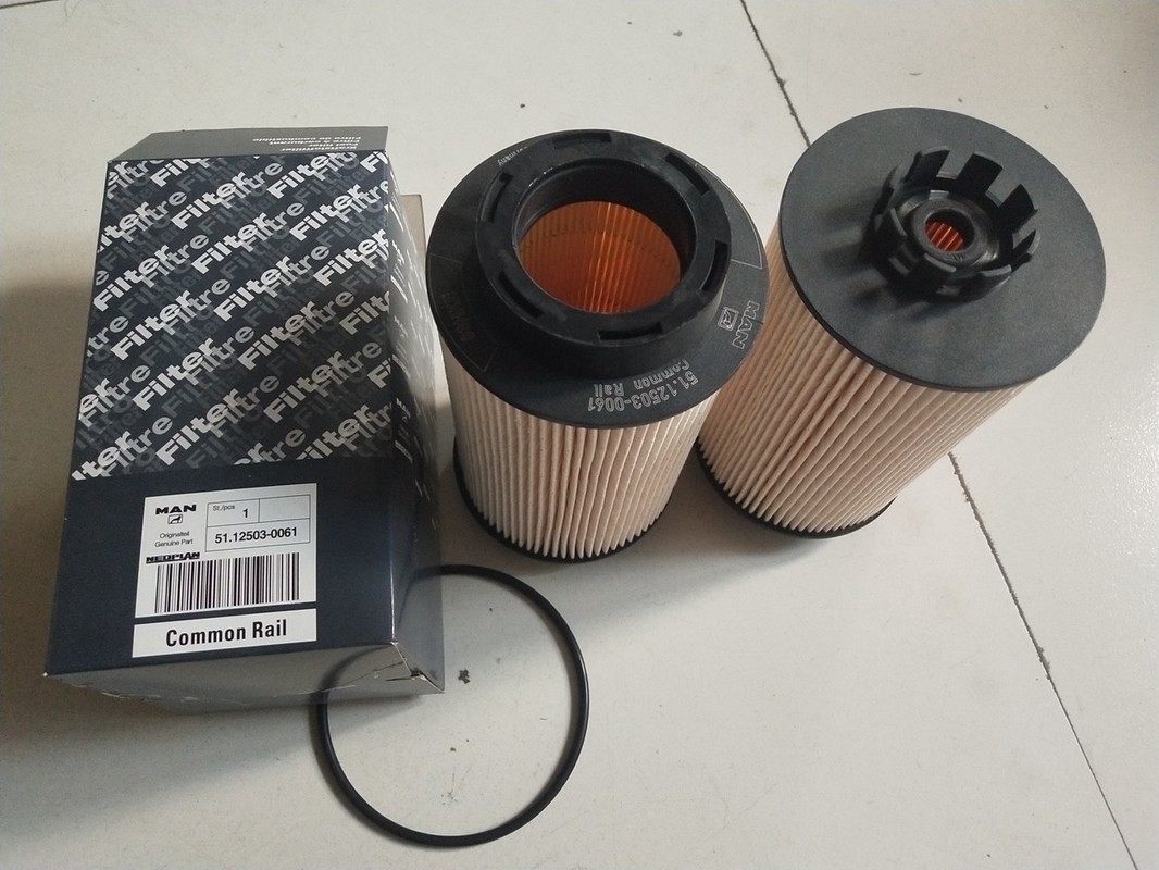 дизельная тележка 1kg заправляет топливом фильтр 12503-0061 с размером 15×15×28cm